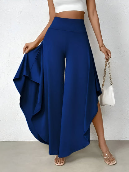 Pantalones anchos con camisa asimétrica
