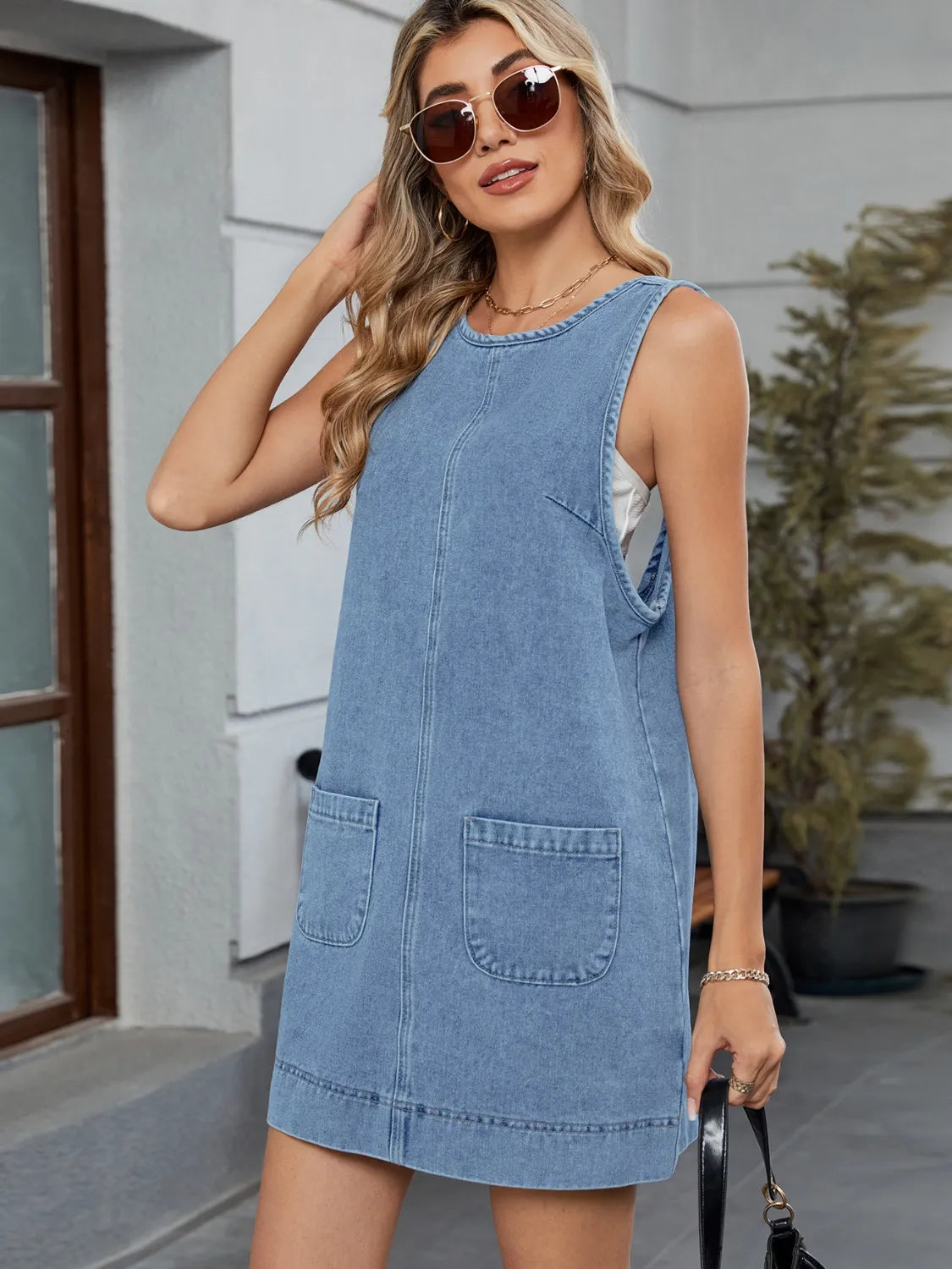 denim mono-vestido con cuello redondo