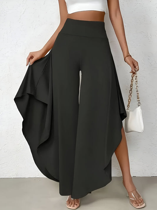 Pantalones anchos con camisa asimétrica