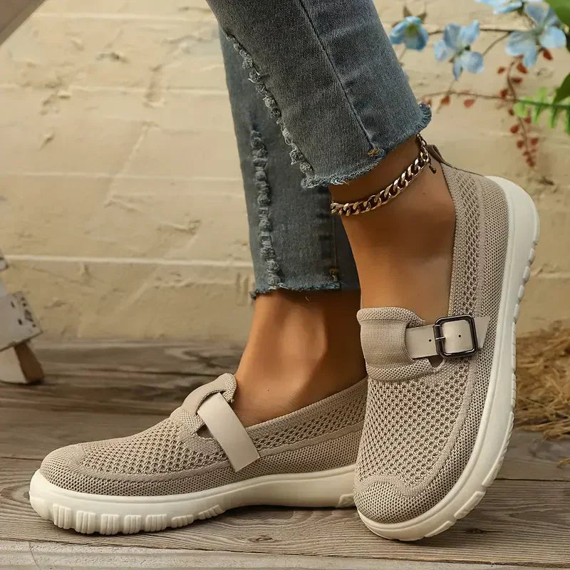 Damskie Buty Wsuwane Z Klamrą