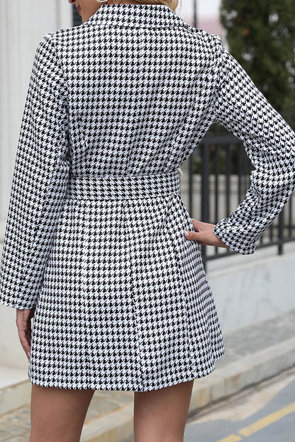 Vestido moderno y elegante