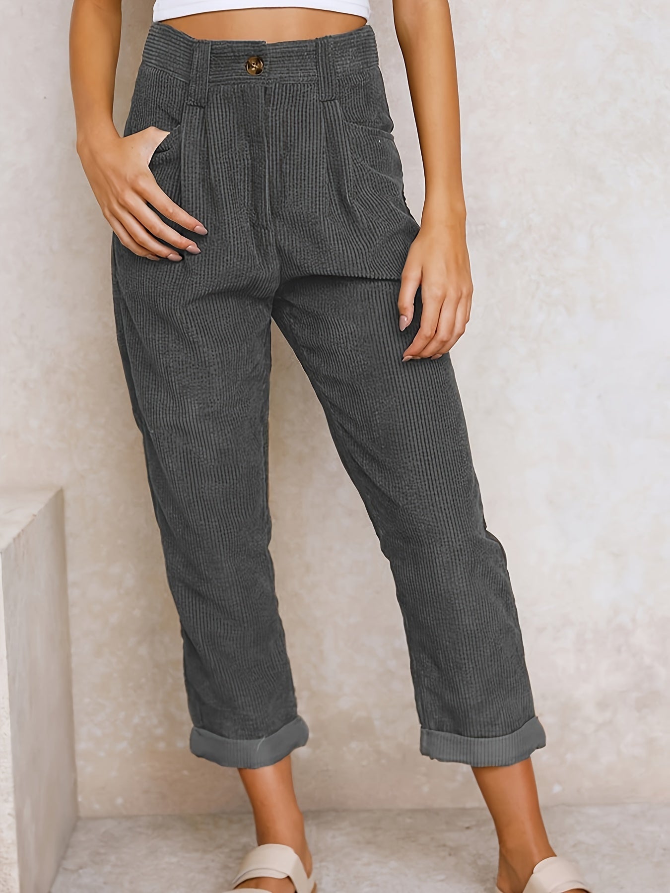 Pantalones de pana con perneras rectas para señora