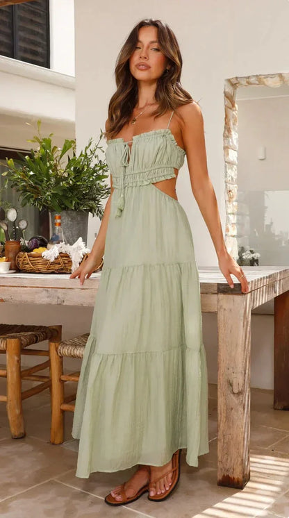 Maxi vestido sin mangas con costuras y volantes