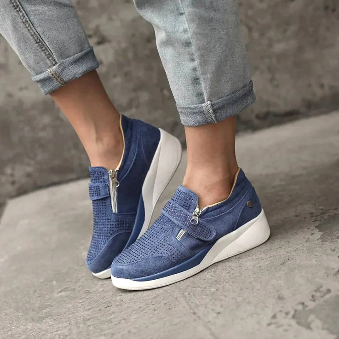 Damskie Trampki Na Koturnie Z Zamkiem