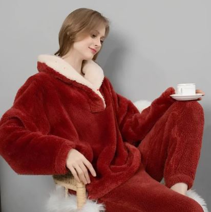 Conjunto de pijama de forro polar de noche para mujer