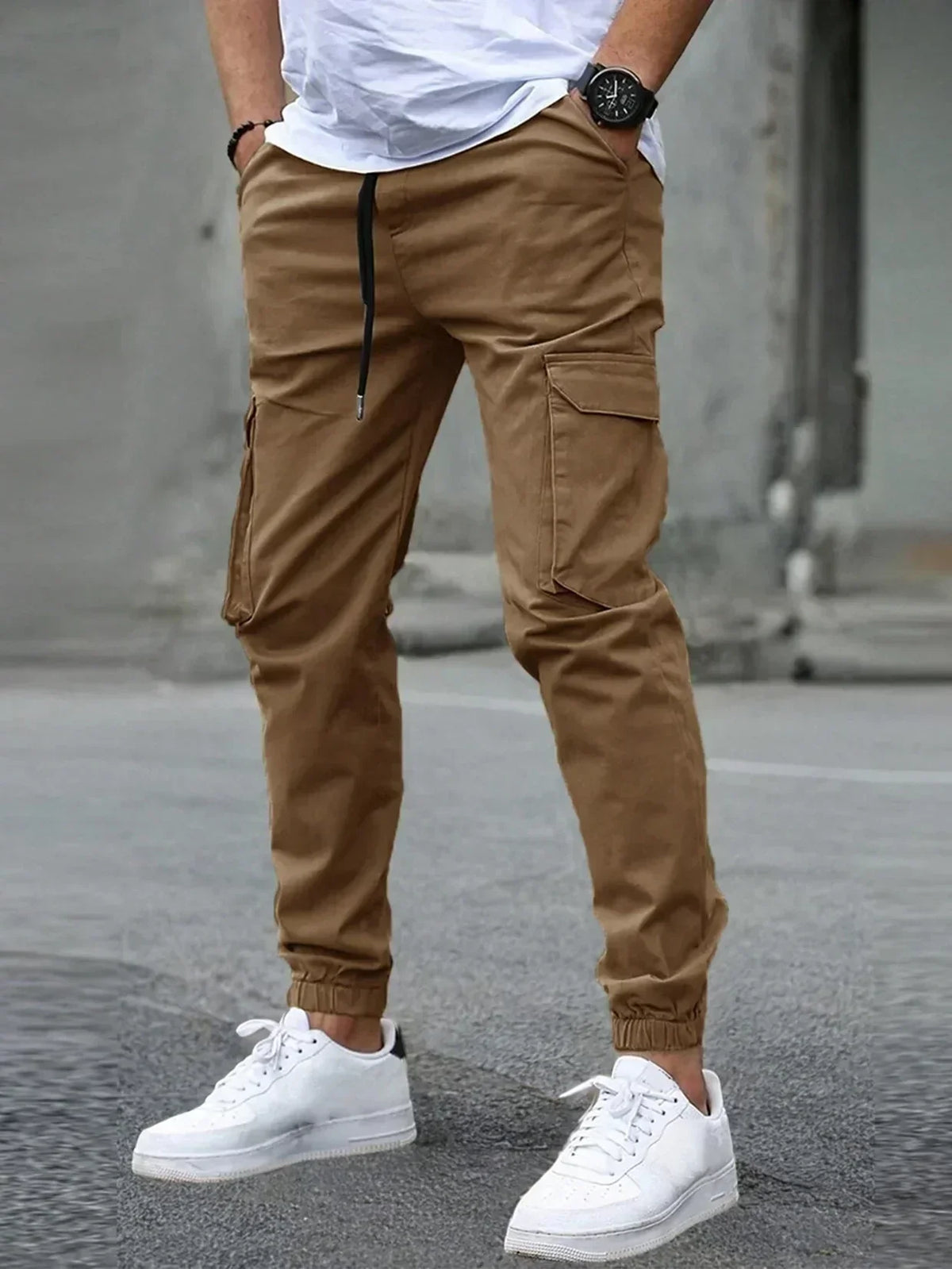 Męskie Luźne Spodnie Cargo z Ściągaczami w Stylu Jogger