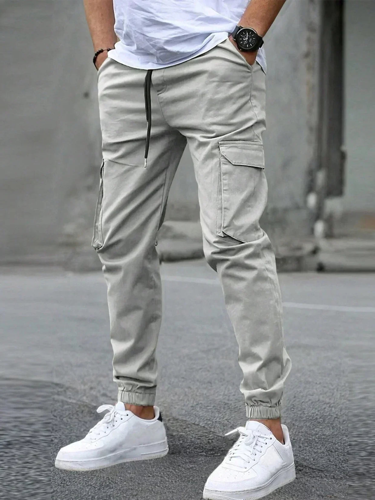 Męskie Luźne Spodnie Cargo z Ściągaczami w Stylu Jogger