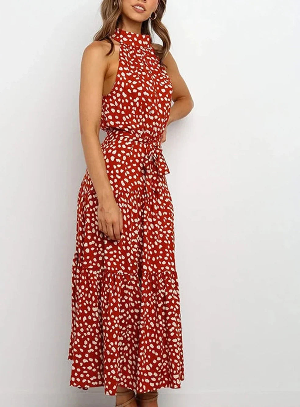 Vestido largo estampado con lazo en la cintura
