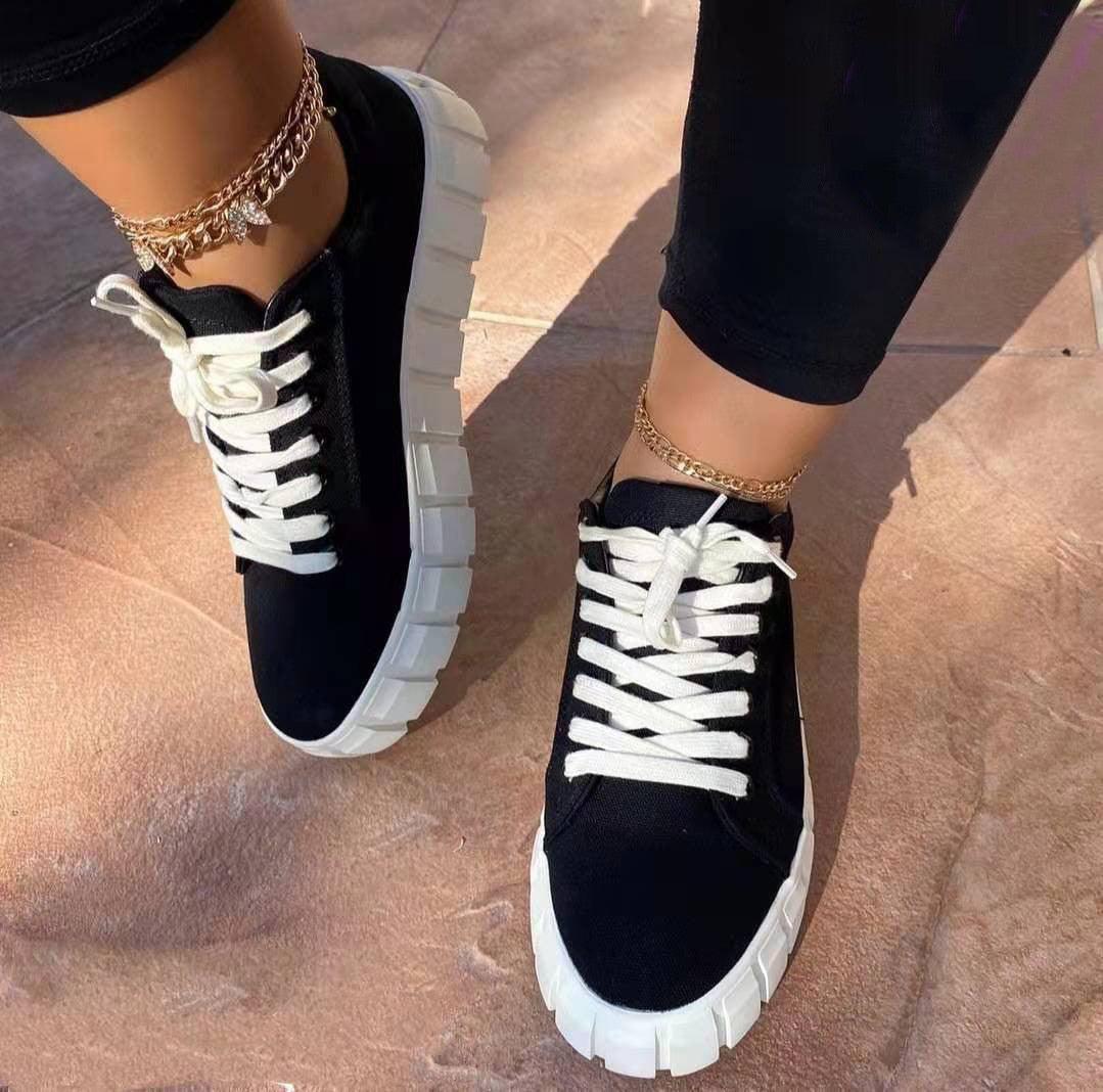 Delfina Sneakers | Trendy & Comfortable Sneakers para mujer