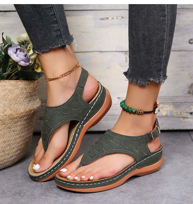 Irene® | Romanza Elegantes sandalias con tacón de cuña para el look playero del verano