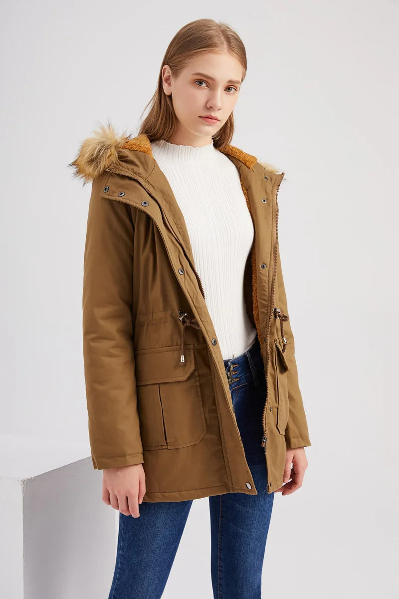 Parka de invierno con capucha de piel sintética para mujer | Fiene