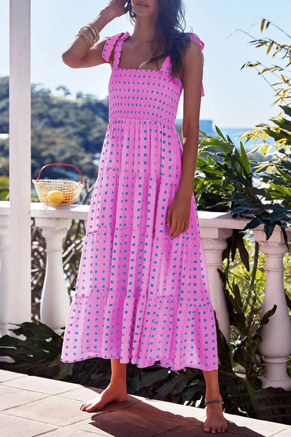 Vestidos con tirantes finos y lunares en Fashion Street