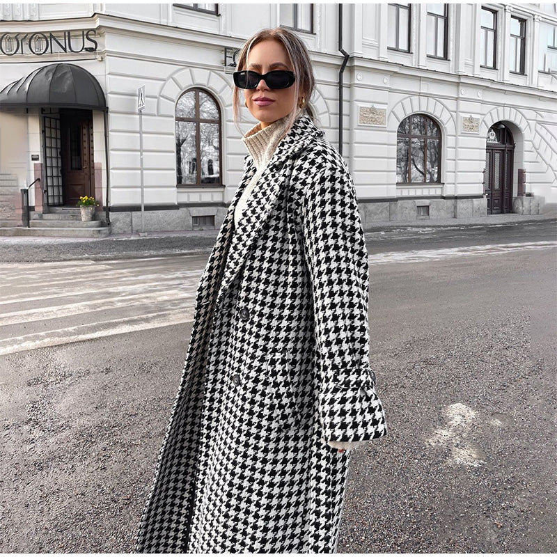 Gabardina de señora con estampado glencheck