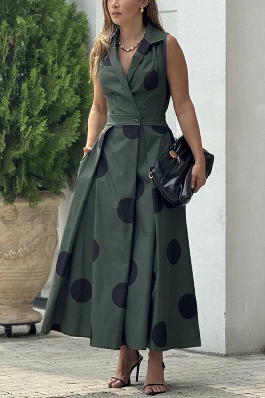 Maxi vestido con lunares y bolsillos