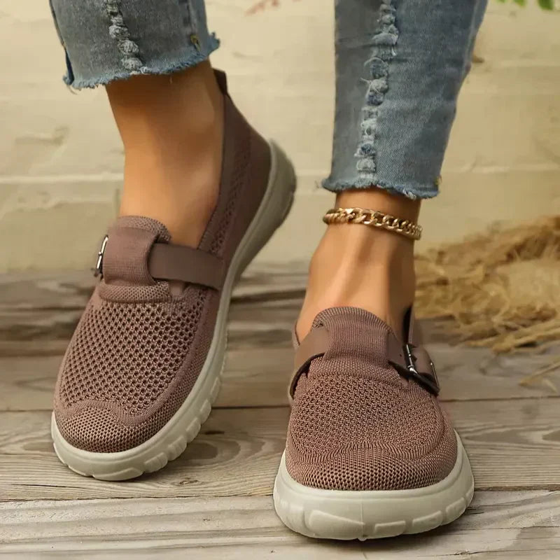 Damskie Buty Wsuwane Z Klamrą
