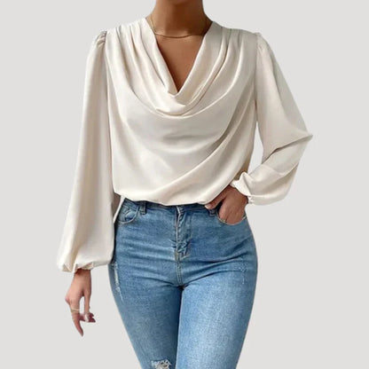 Wolspire™ | Blusa con cuello en V