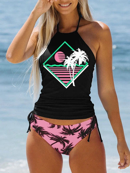Elegante bañador negro de cuello medio con estampado