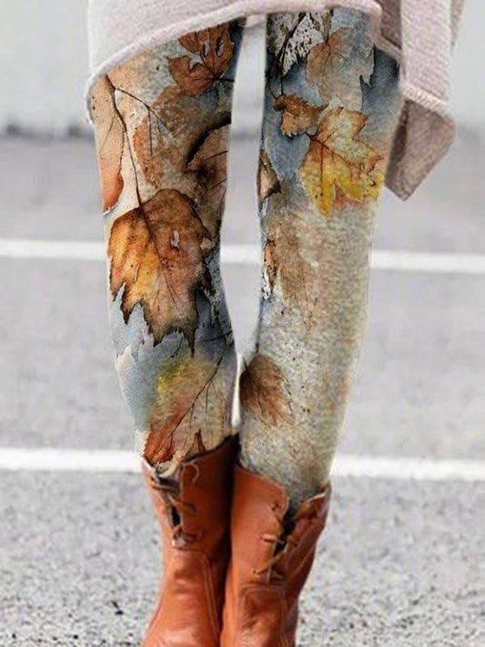 Pantalones casual con estampado de hojas