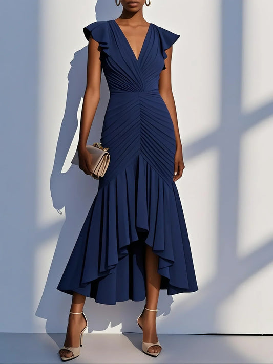 Elegante vestido de noche midi con escote con volantes y manga corta
