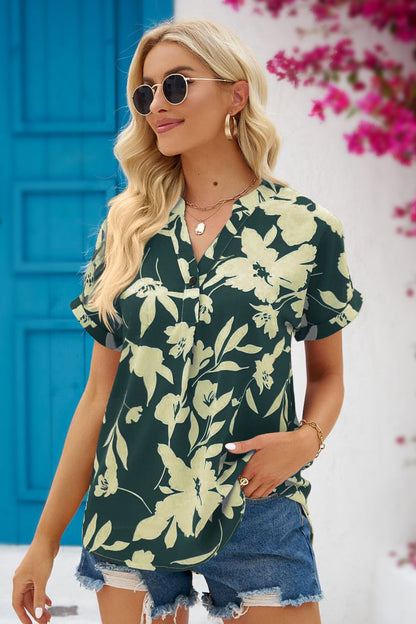 Daris | Blusa floral con cuello de muesca