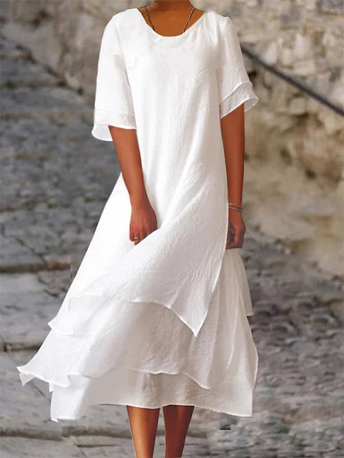 Vestido largo ligero con mangas cortas y falda de rayas