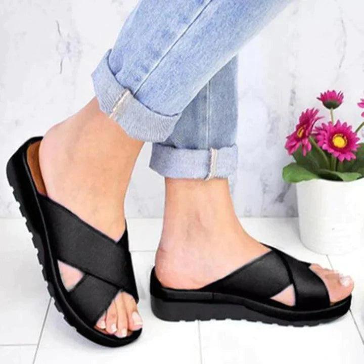 Genevie Slippers | Cómodas zapatillas de mujer