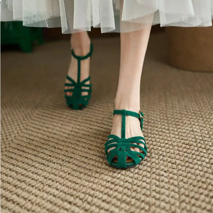 Yasmin® | Sandalias planas con tiras