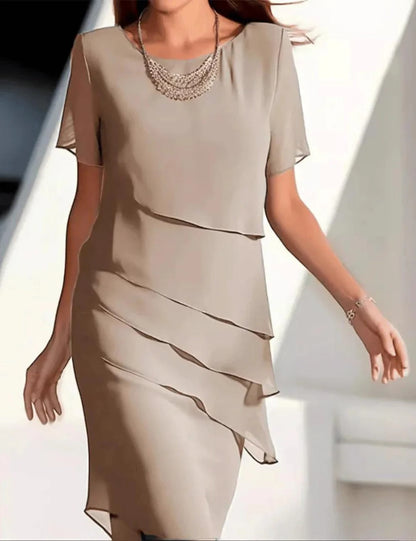 Elegante vestido a capas para días informales