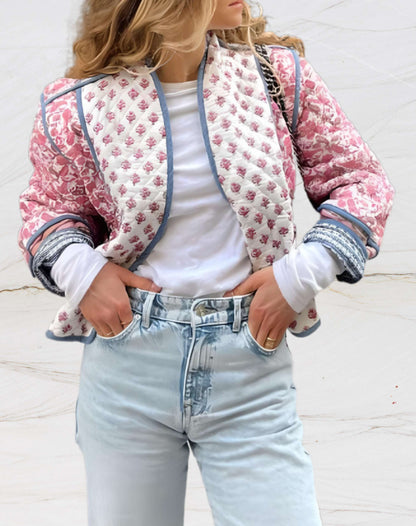 Chaqueta de mujer con estampado floral y abertura delantera