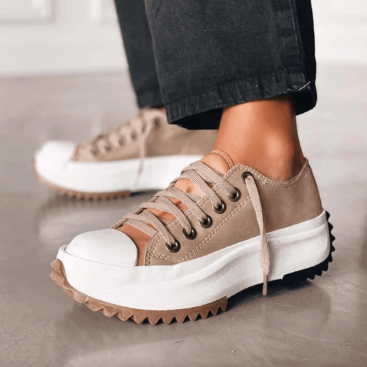 Jinky Sneakers | Zapatos con cordones de plataforma de moda