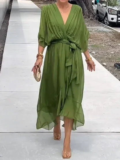 Vestido de gasa con escote en V