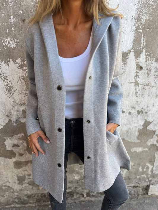 Ella | Chaqueta informal con capucha y botonadura sencilla