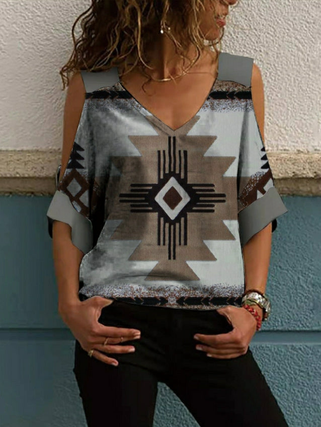 Camiseta oversize con hombros sueltos y mangas medias en un look vintage