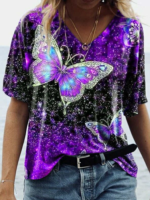 Camiseta con estampado de mariposas de manga media