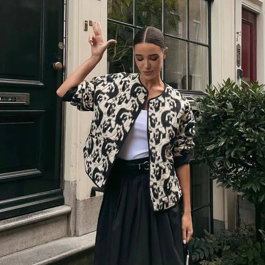 Lucie - Elegante chaqueta estampada
