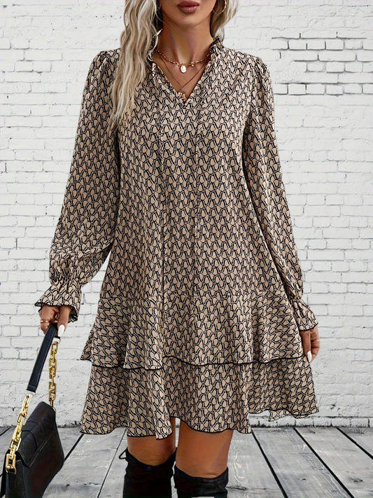Vestido estampado con mangas largas y diseño elegante