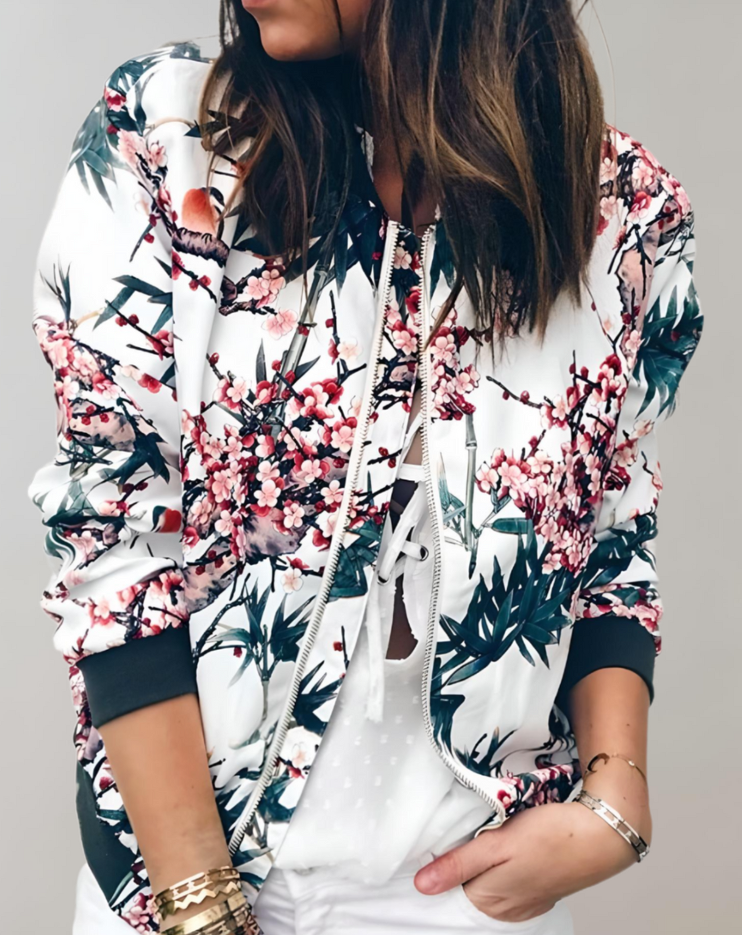 Chaqueta de mujer de manga corta con estampado floral