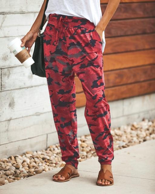 Alex - Pantalón harén de camuflaje con entrepierna baja