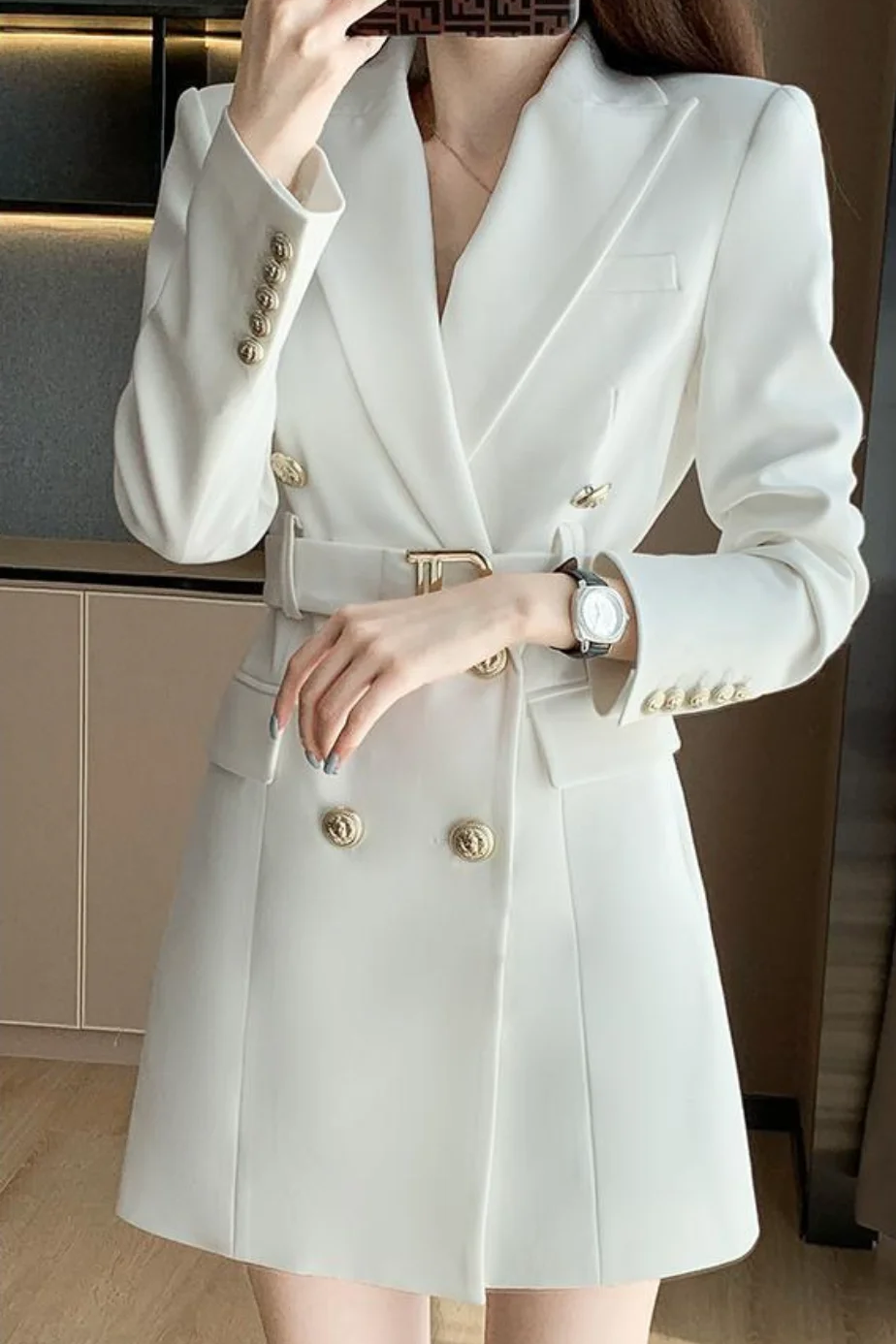 Elegante vestido de chaqueta para mujer