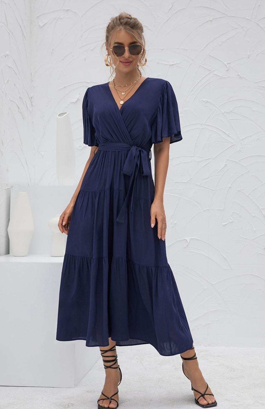 Vestido largo casual con mangas cortas y anchas para un look relajado