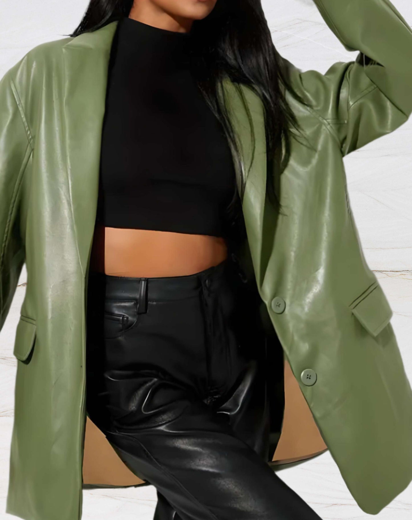 Chaqueta de cuero para mujer con cuello de muesca