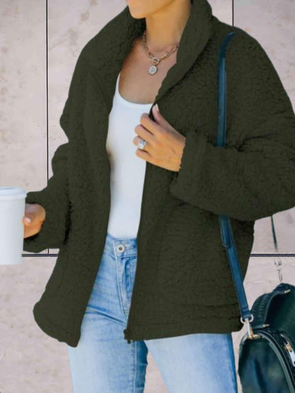 Chaqueta de lana de cuello alto para mujer