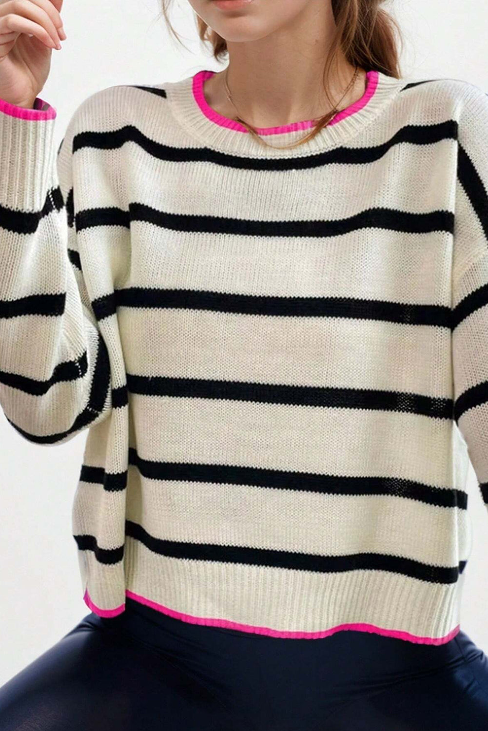 Graciela | Moderno y clásico jersey de rayas con forro rosa