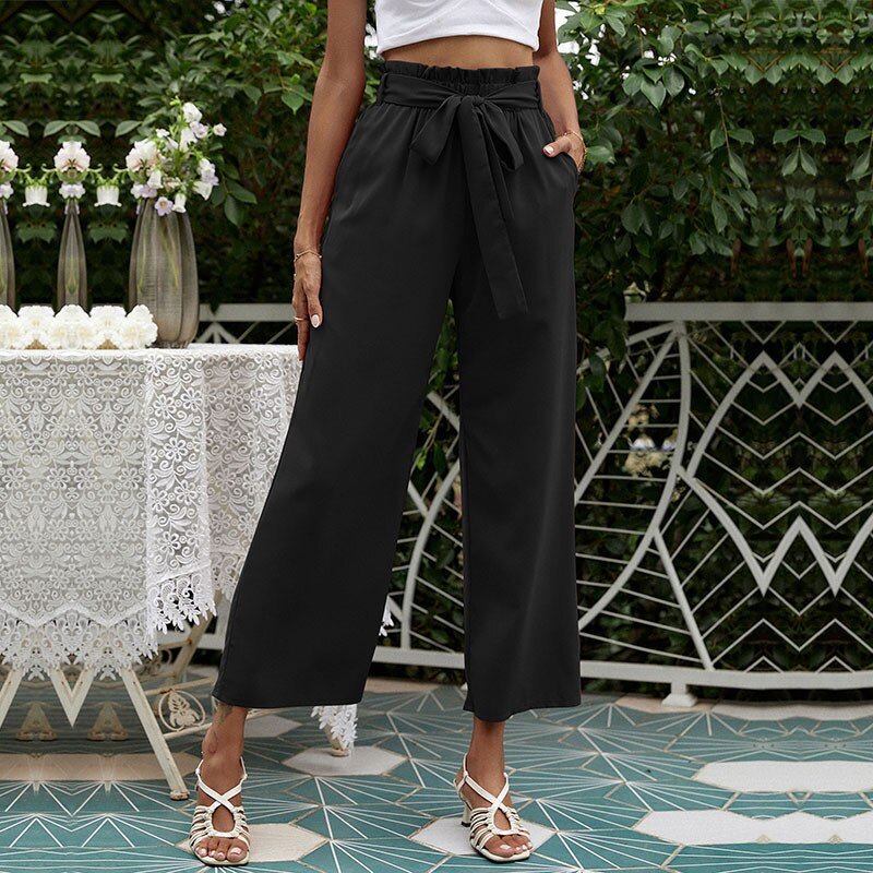Tasha - Pantalón corto con cinturón disponible en varios colores